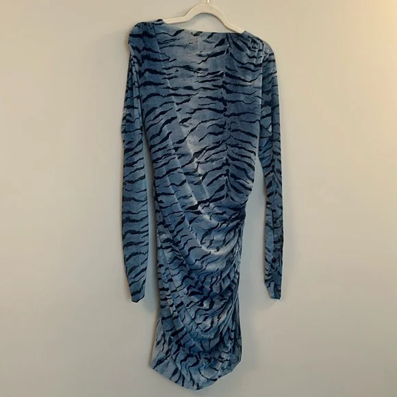 Zara - Picture 1 of 7